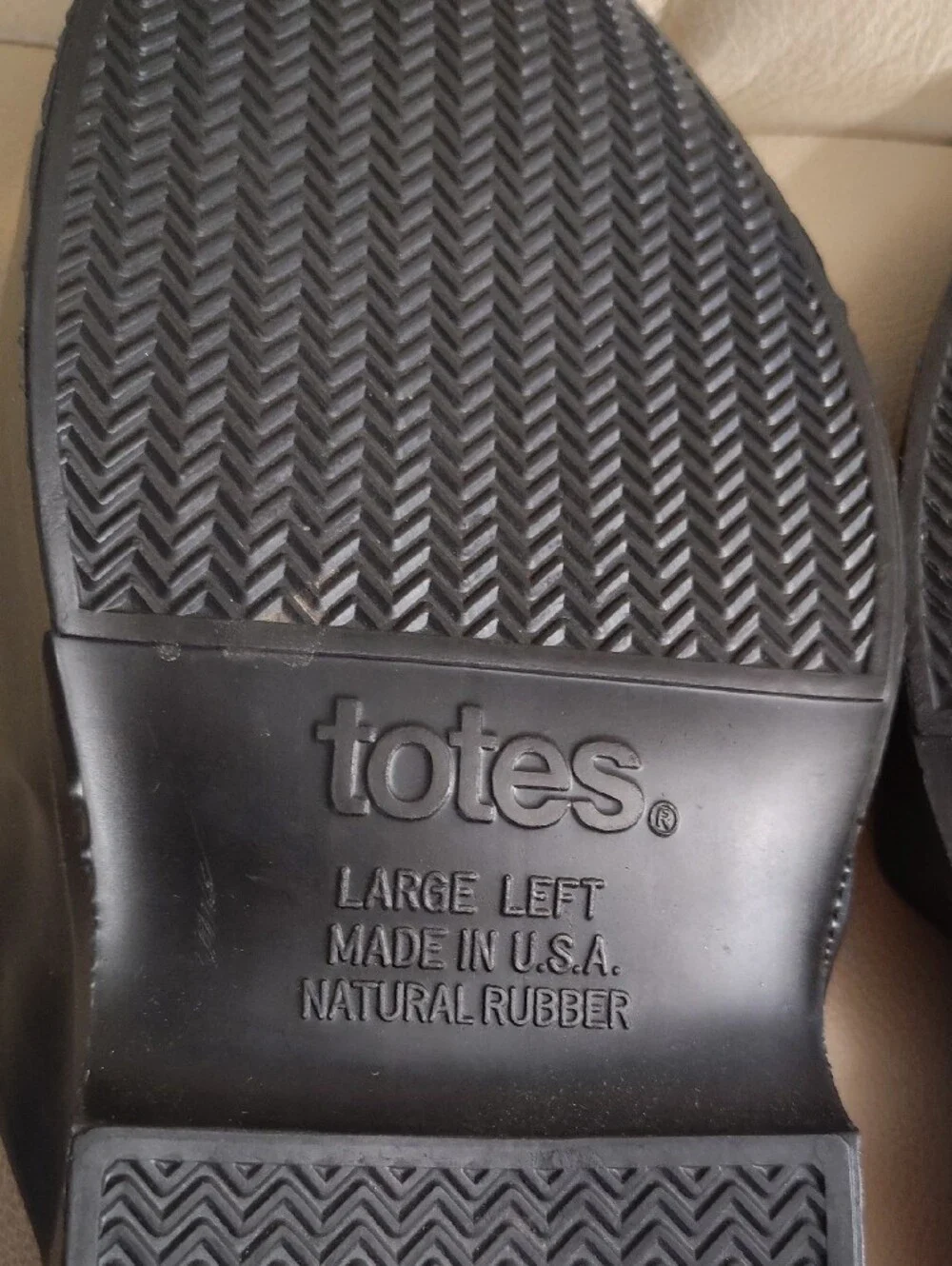 Totes Black Men's Slip-On Rain Shoe Covers